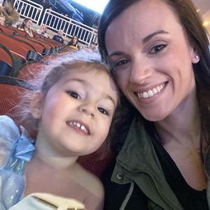 Meet your Posher, Ashley